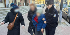 寒冬暖心护平安 南岗民警巡逻中接连救助走失老人